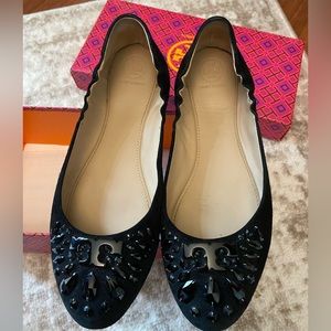Tory Burch Royal Suede Delphine Ballet Flat in Black